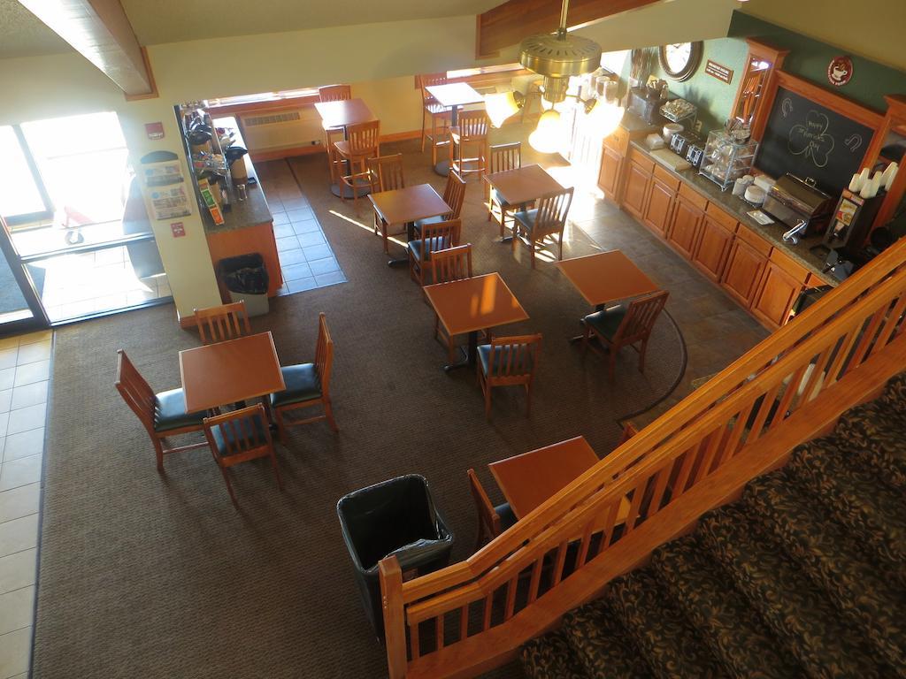 Americinn By Wyndham Manitowoc Dış mekan fotoğraf