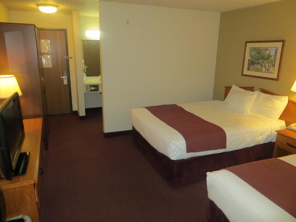 Americinn By Wyndham Manitowoc Oda fotoğraf
